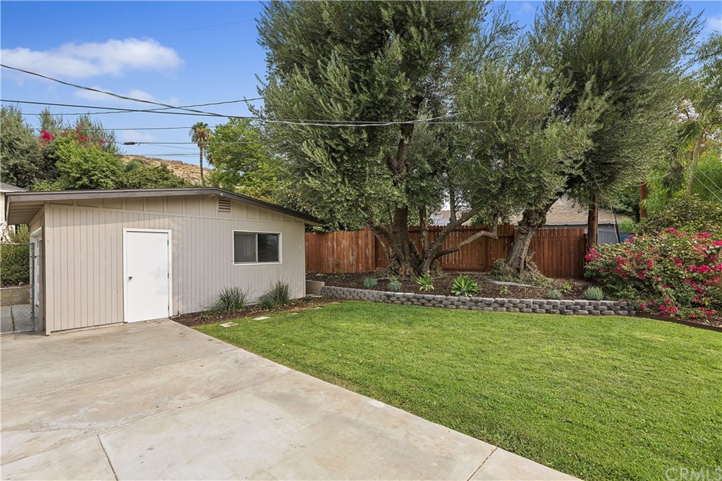 5632 Laredo Road Riverside, CA 92506 - Photo 43 of 46