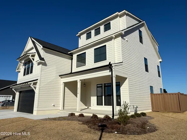 $899,900 | 214 Arbormoor Lane, Moyock, NC 27958