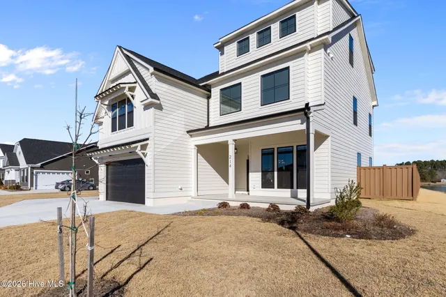 $899,900 | 214 Arbormoor Lane, Moyock, NC 27958