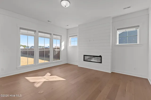 $899,900 | 214 Arbormoor Lane, Moyock, NC 27958