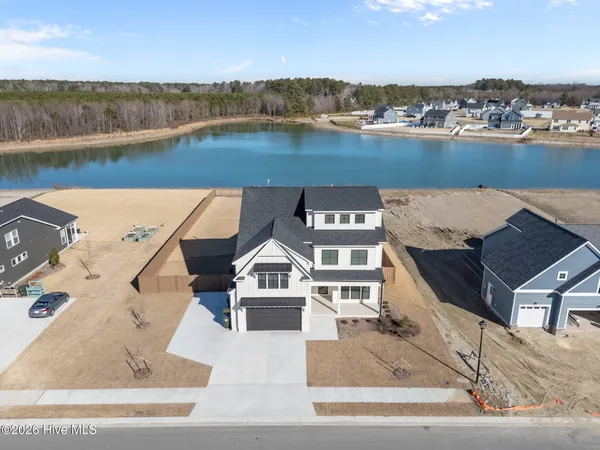 $899,900 | 214 Arbormoor Lane, Moyock, NC 27958