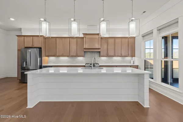 $899,900 | 214 Arbormoor Lane, Moyock, NC 27958