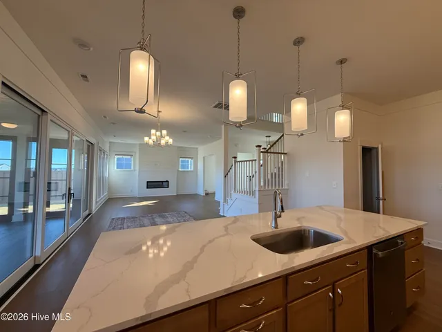 $899,900 | 214 Arbormoor Lane, Moyock, NC 27958