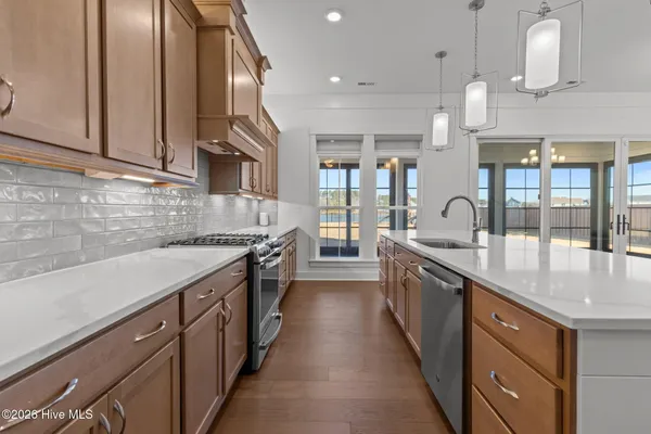 $899,900 | 214 Arbormoor Lane, Moyock, NC 27958