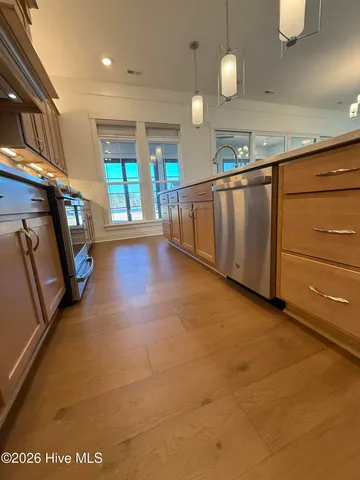 $899,900 | 214 Arbormoor Lane, Moyock, NC 27958