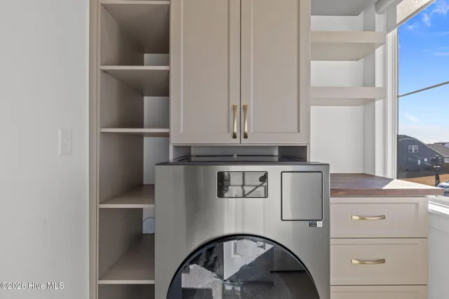 $899,900 | 214 Arbormoor Lane, Moyock, NC 27958