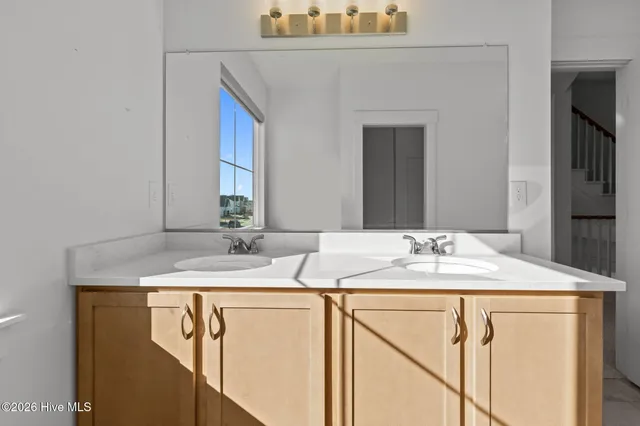 $899,900 | 214 Arbormoor Lane, Moyock, NC 27958