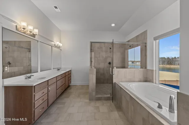 $899,900 | 214 Arbormoor Lane, Moyock, NC 27958