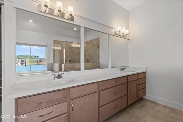 $899,900 | 214 Arbormoor Lane, Moyock, NC 27958