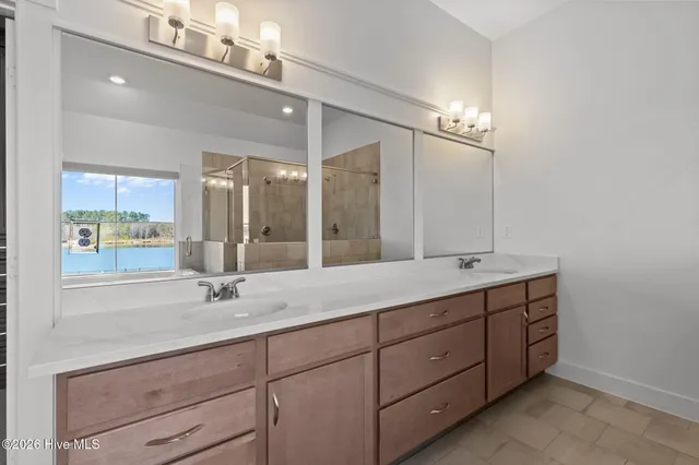 $899,900 | 214 Arbormoor Lane, Moyock, NC 27958