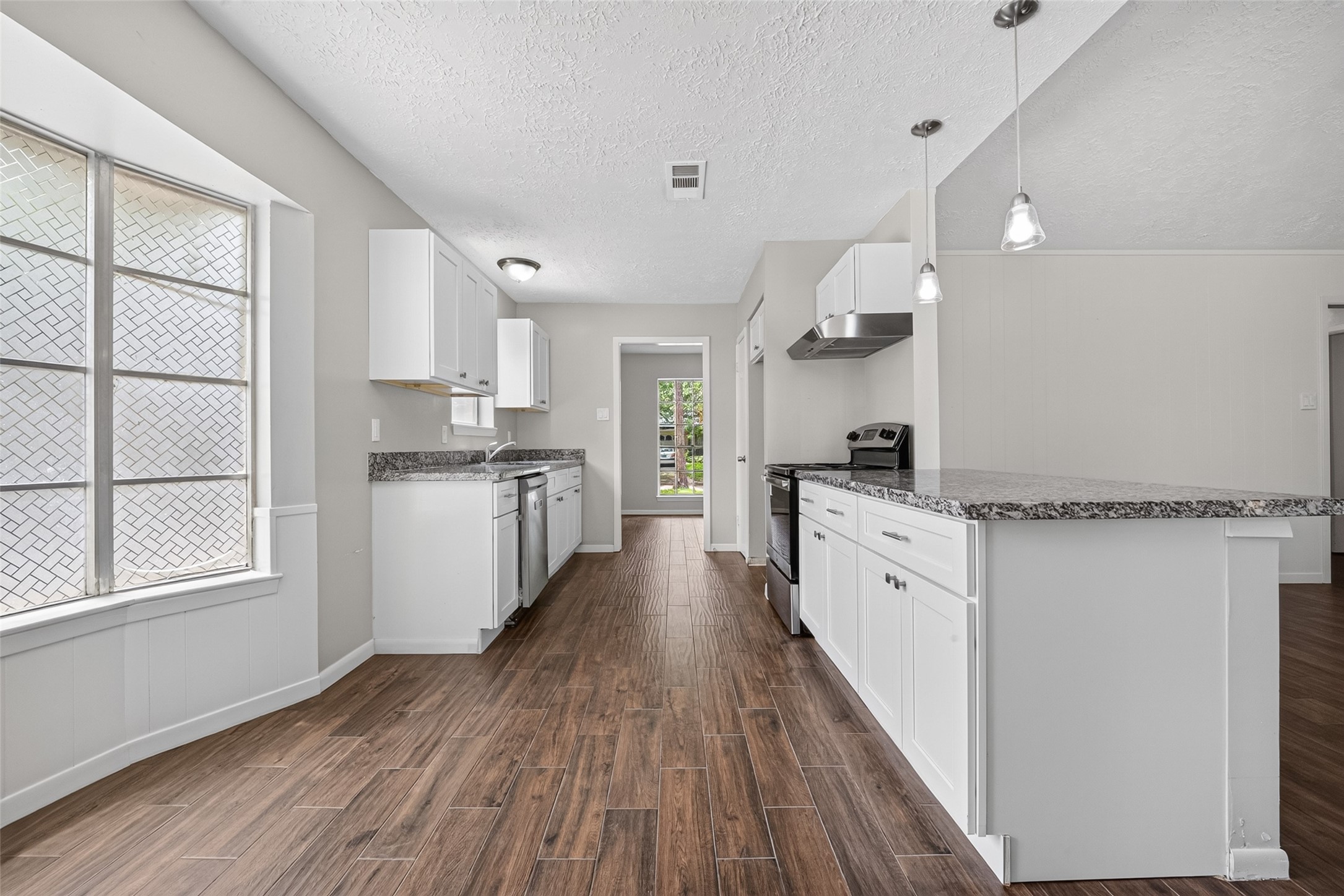 706 Buoy Road Houston, TX 77062 - Photo 17 of 43