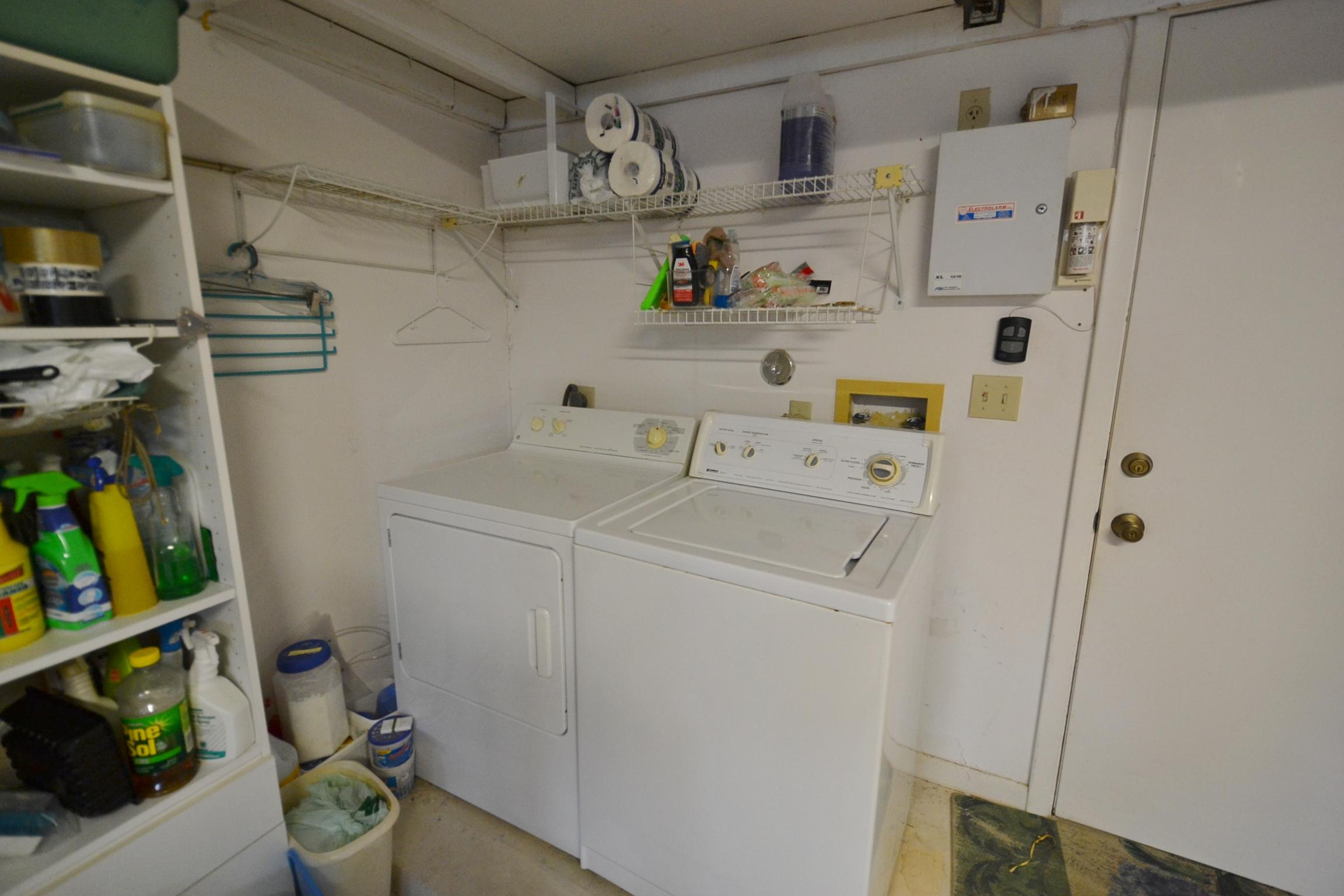7271 Shell Ridge Terrace Lake Worth, FL 33467 - Photo 30 of 52 laundry