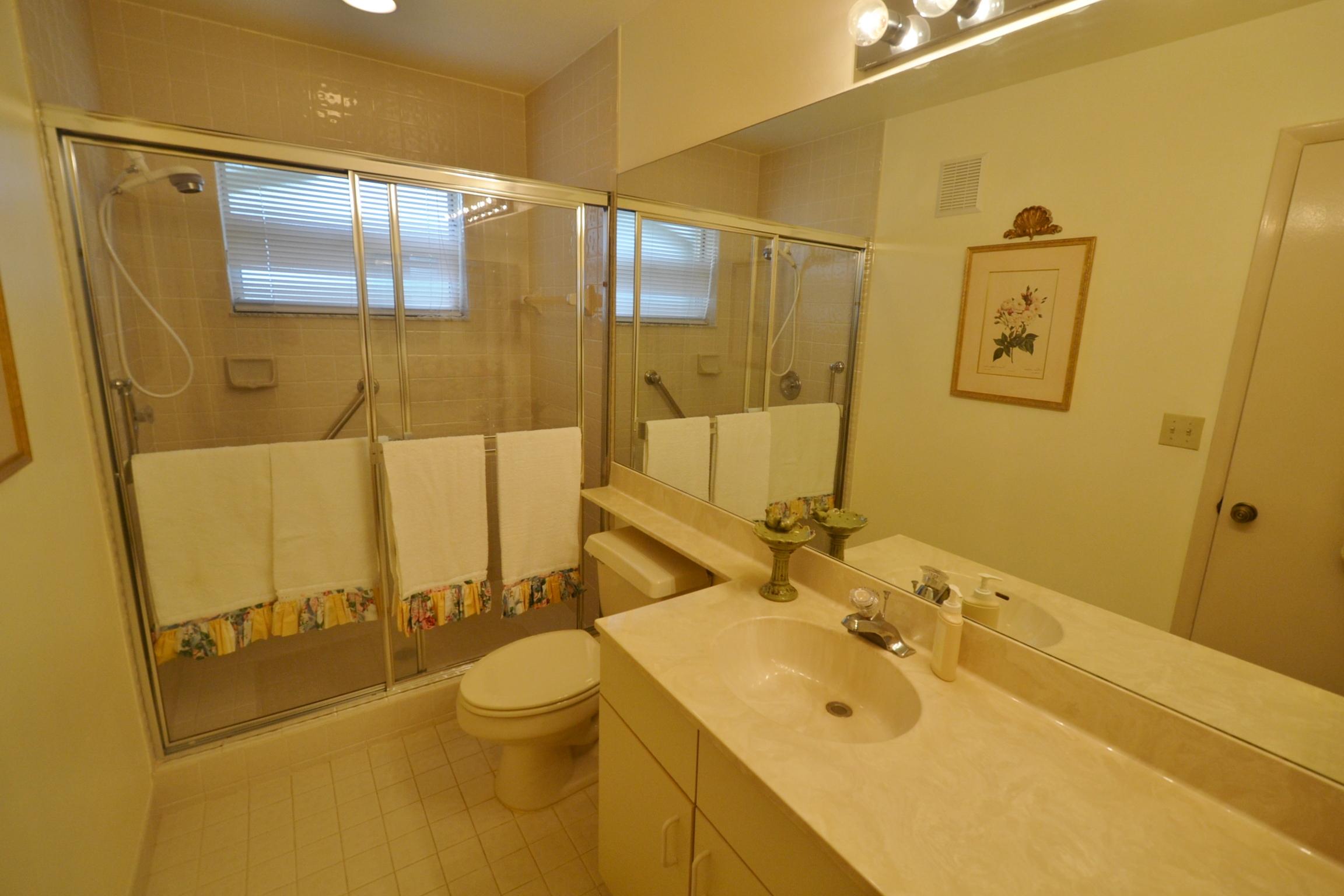 7271 Shell Ridge Terrace Lake Worth, FL 33467 - Photo 34 of 52 mbath