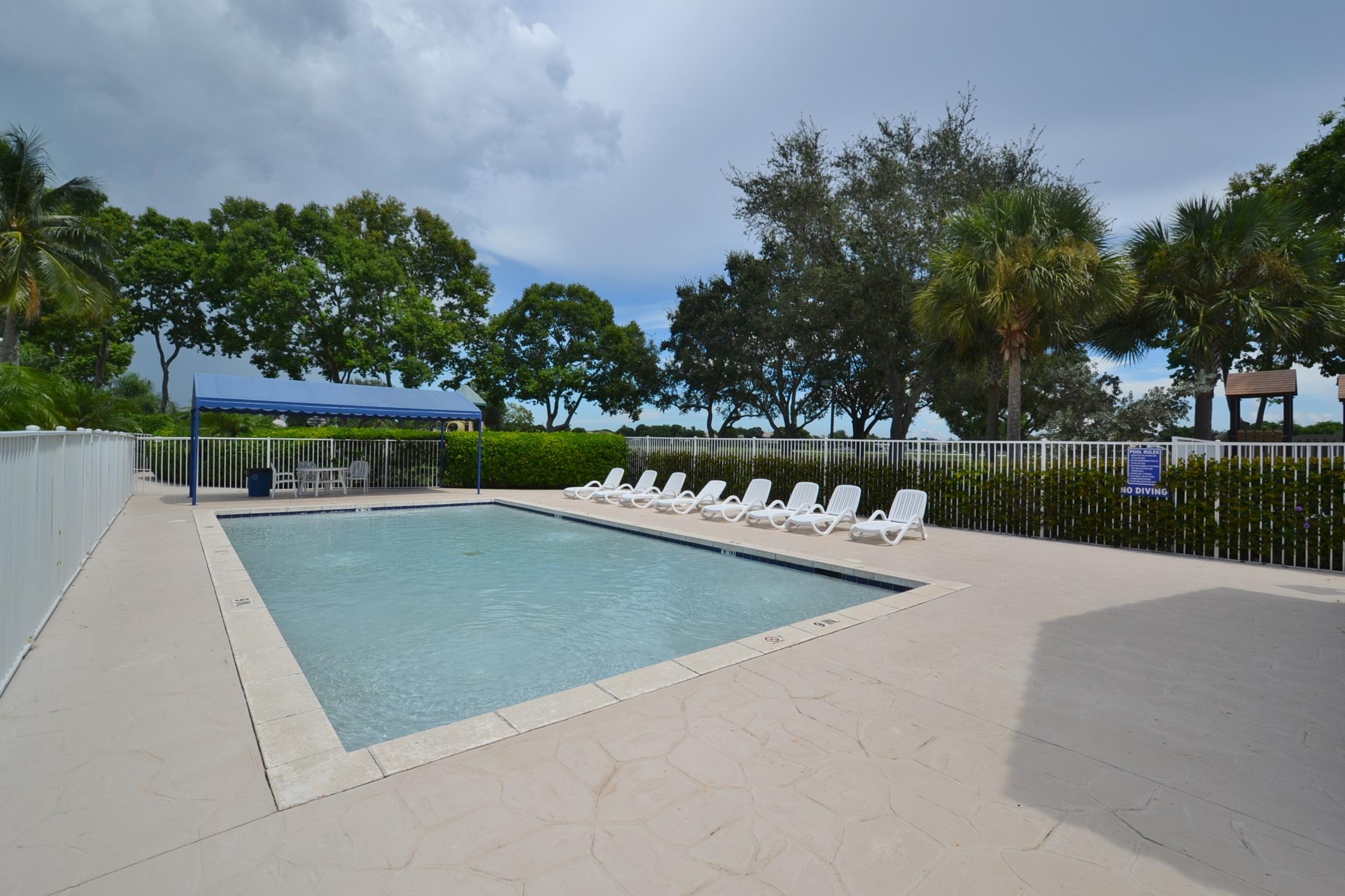 7271 Shell Ridge Terrace Lake Worth, FL 33467 - Photo 46 of 52 kiddie pool
