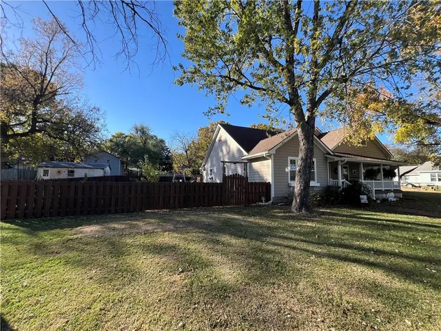 $279,000 | 1116 North Buckeye Street, Iola, KS 66749