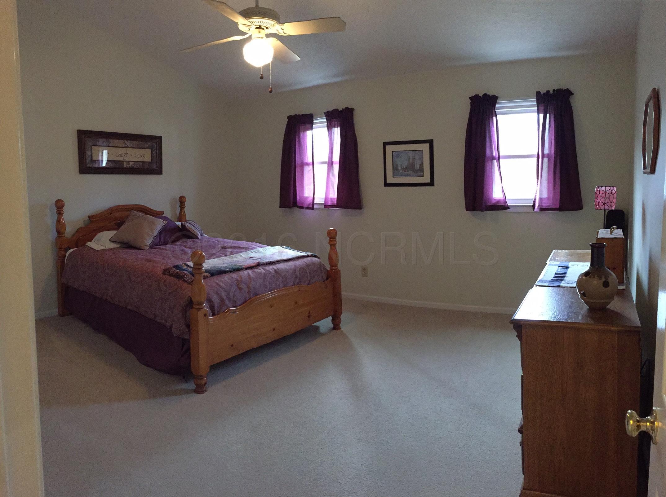 918 Fields Road New Bern, NC 28560 - Photo 23 of 32 Bedroom 2