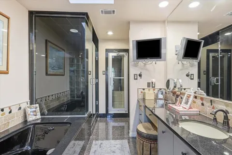 $795,000 | 16702 Village Lane, Dallas, TX 75248