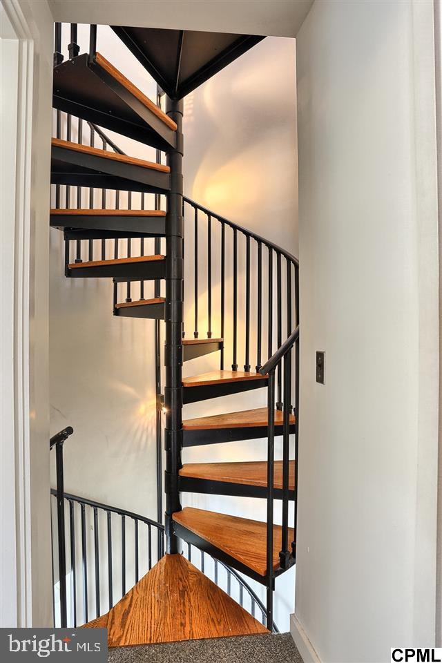 412 Blue Ridge Circle Harrisburg, PA 17110 - Photo 16 of 25 Gallery Image 16