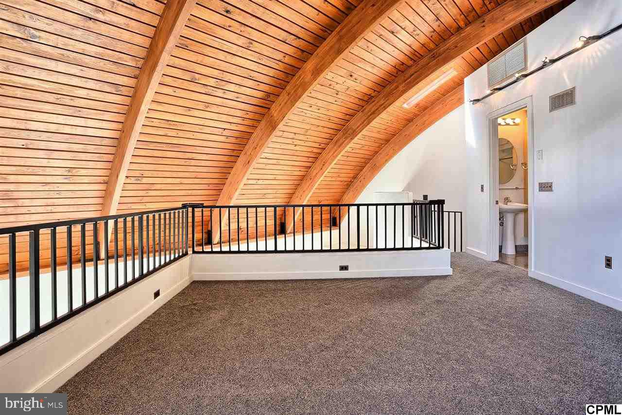 412 Blue Ridge Circle Harrisburg, PA 17110 - Photo 23 of 25 Gallery Image 23