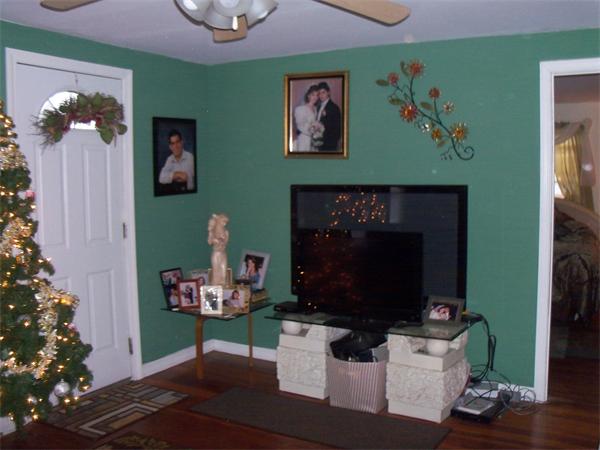 73 Sconticut Neck Road Fairhaven, MA 02719 - Photo 10 of 20 Gallery Image 10