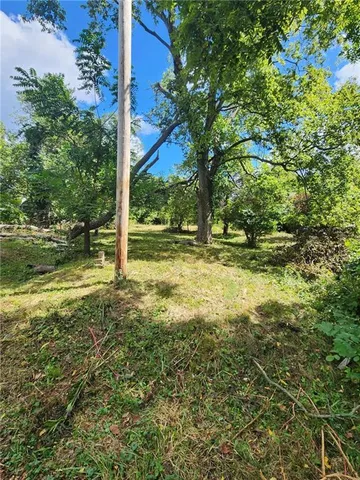 $10,000 | 1811 South Brookside Avenue, Independence, MO 64052