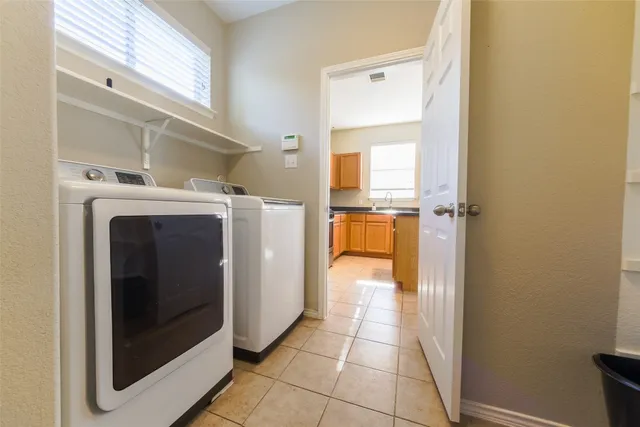 $1,900 | 169 Firebush Way, Buda, TX 78610