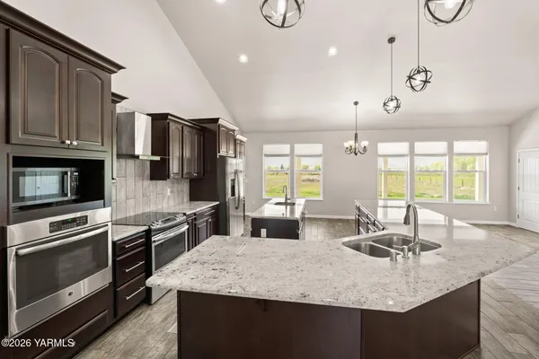 $775,000 | 11625 Missimer Road, Prosser, WA 99350