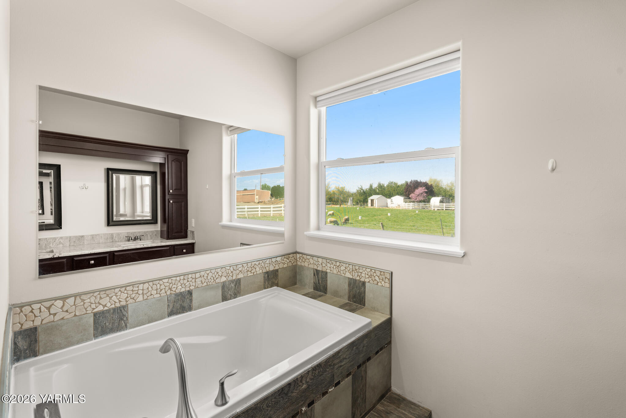 11625 Missimer Road Prosser, WA 99350 - Photo 26 of 40 DSM00816
