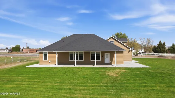 $775,000 | 11625 Missimer Road, Prosser, WA 99350