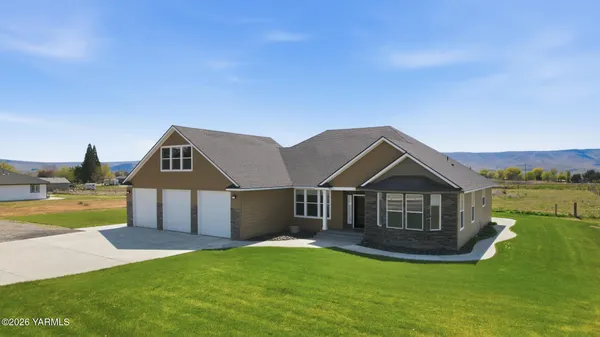 $775,000 | 11625 Missimer Road, Prosser, WA 99350