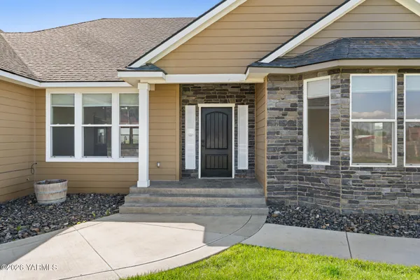 $775,000 | 11625 Missimer Road, Prosser, WA 99350