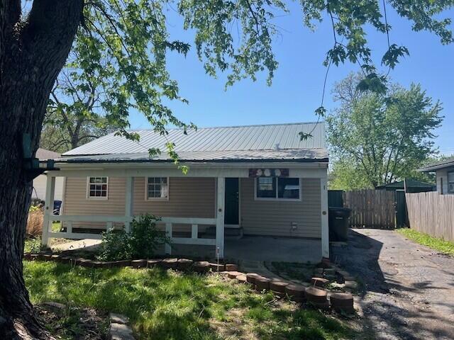 589 Basswood Road Columbus, OH 43207 - Photo 1 of 17 1