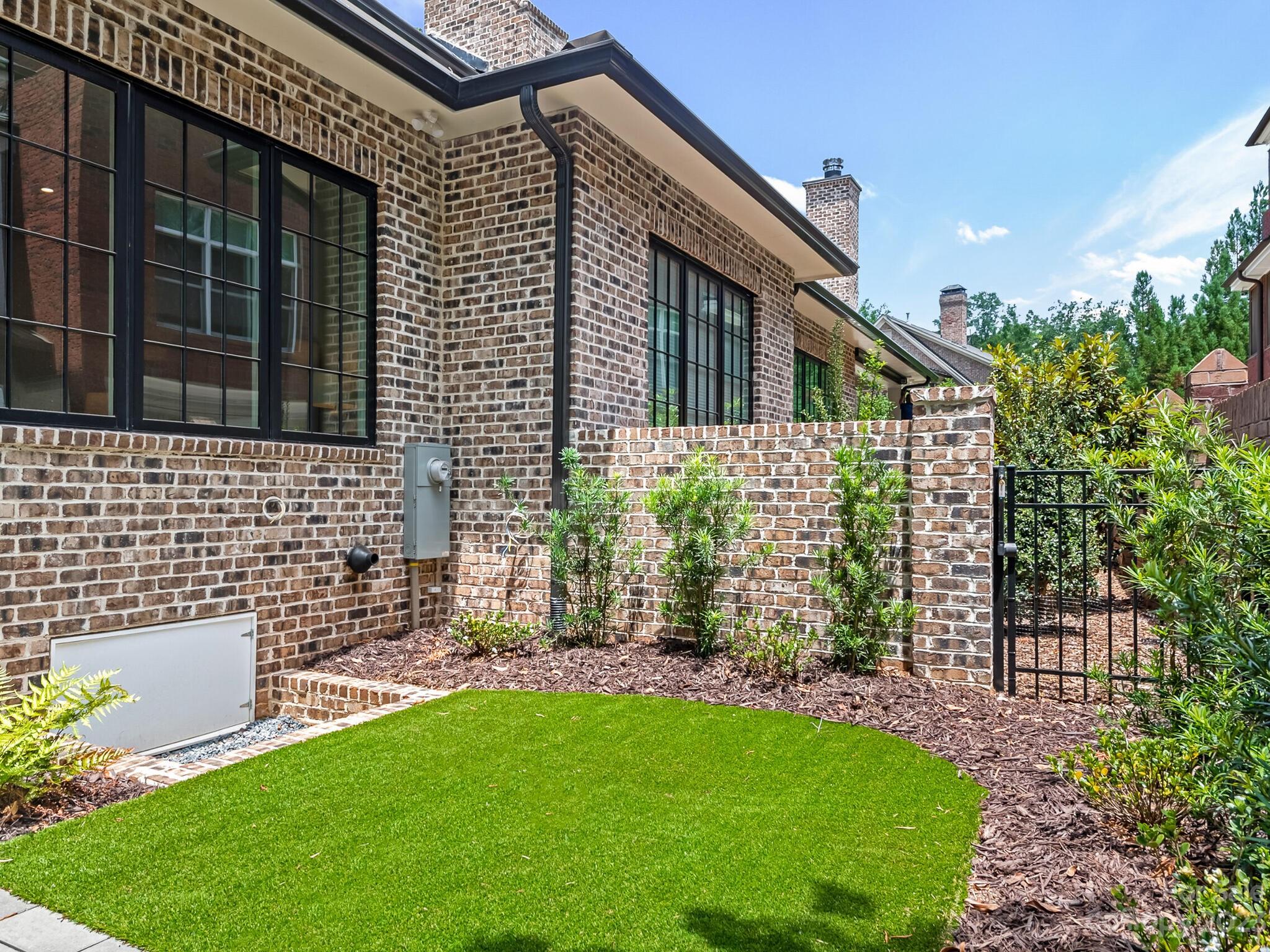 2001 Queens Road West Charlotte, NC 28207 - Photo 18 of 42