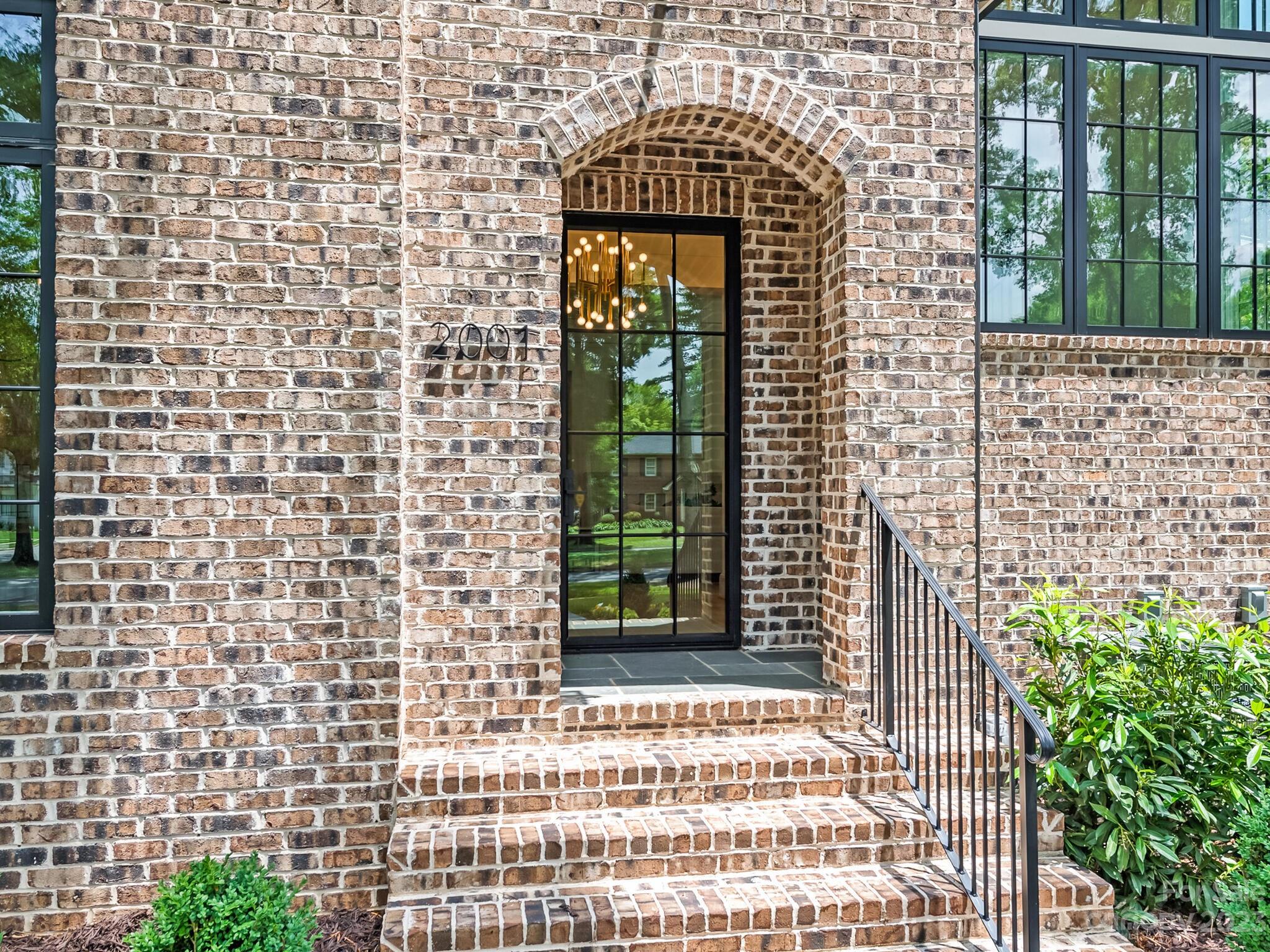 2001 Queens Road West Charlotte, NC 28207 - Photo 3 of 42