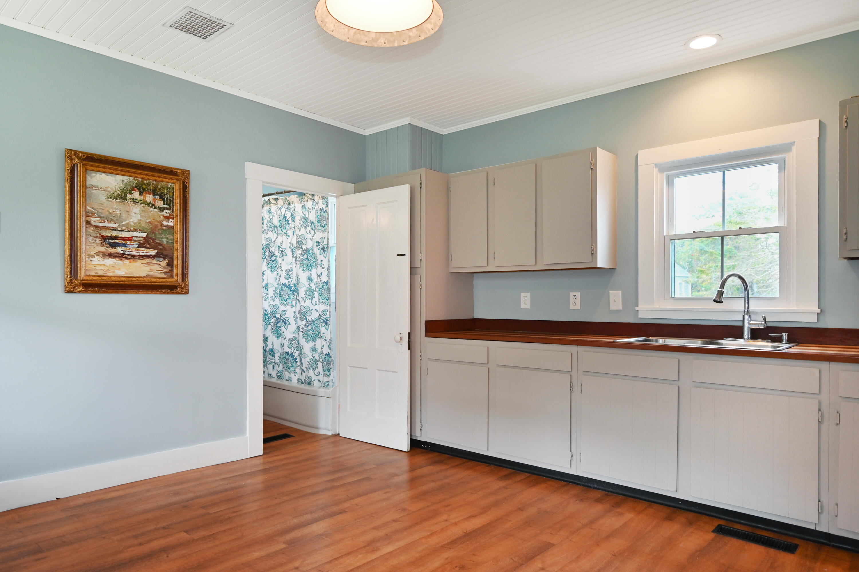 1738 Harpswell Islands Road Orrs Island, ME 04066 - Photo 20 of 39 Kitchen