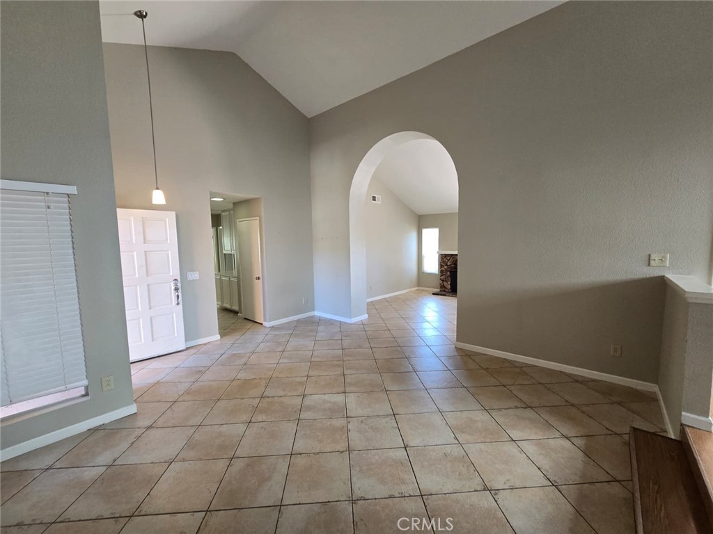 10504 Strathmore Drive Santee, CA 92071 - Photo 6 of 33