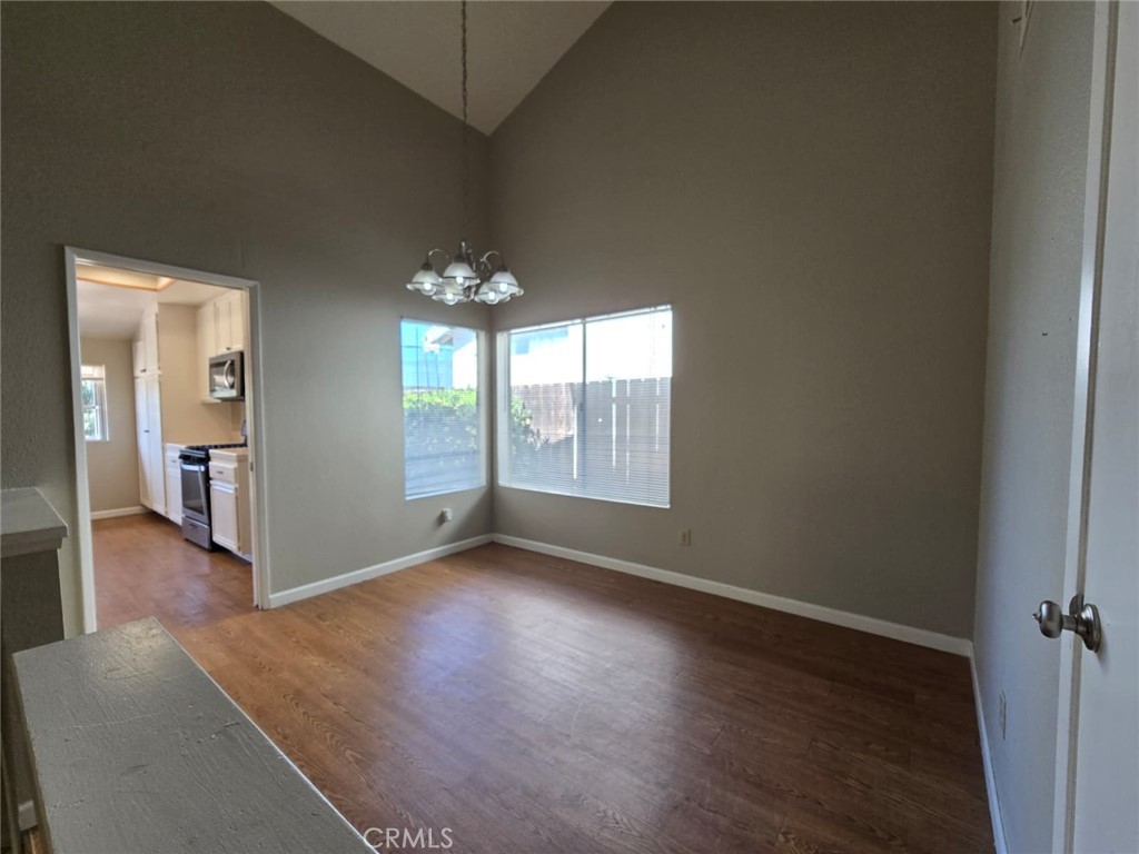 10504 Strathmore Drive Santee, CA 92071 - Photo 10 of 33