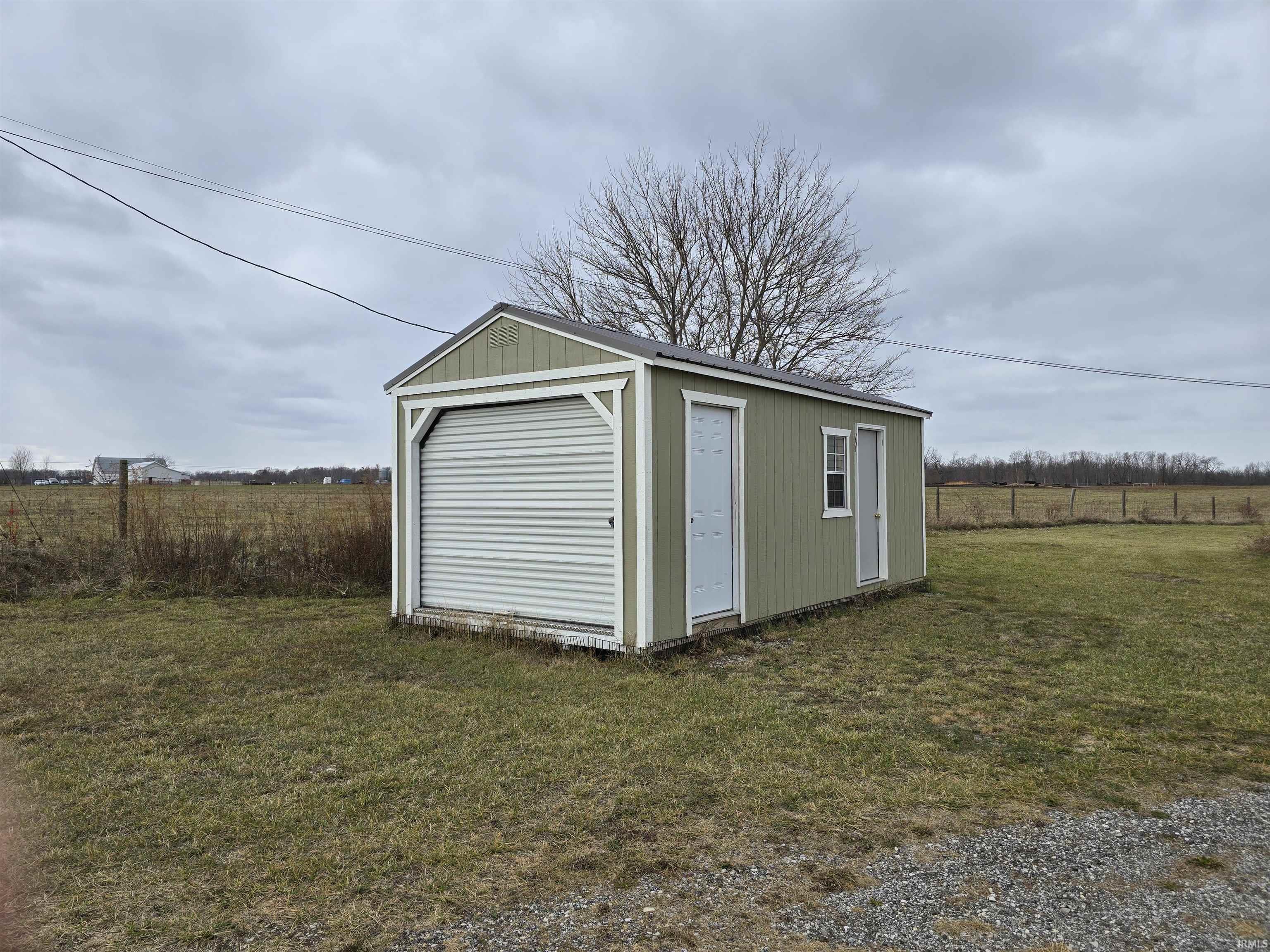 11254 Indianapolis Road Fort Wayne, IN 46809 - Photo 2 of 4