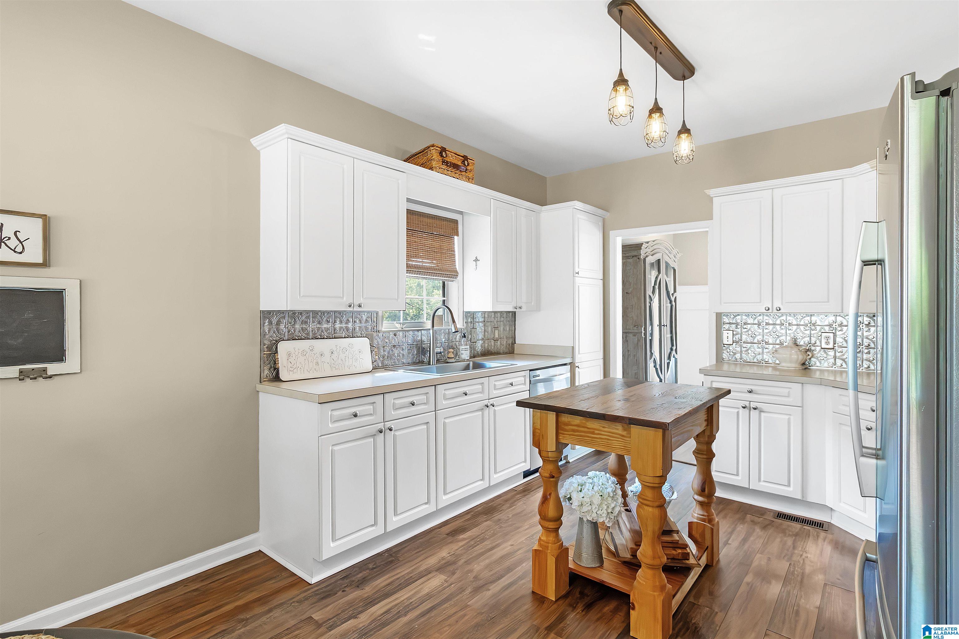 906 Stonewood Road Helena, AL 35080 - Photo 19 of 38 Gallery Image 19