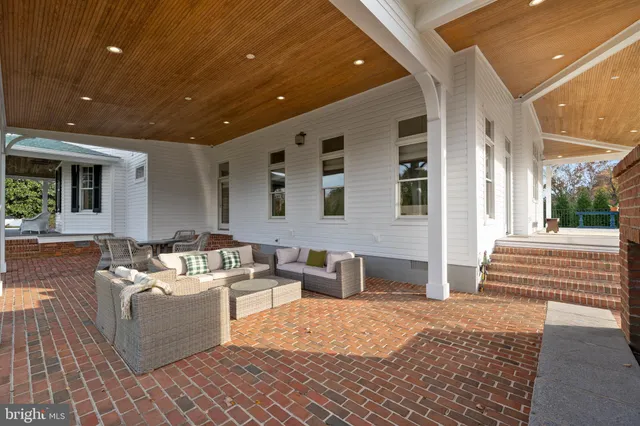 $1,899,900 | 505 Washington Avenue, La Plata, MD 20646