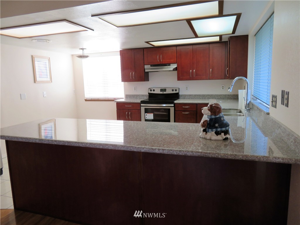 2128 Crystal Springs Road West University Place, WA 98466 - Photo 22 of 25 Gallery Image 22