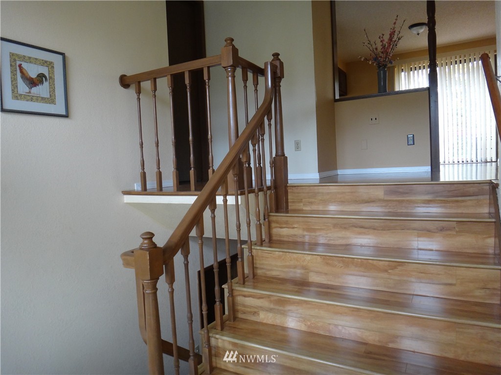 2128 Crystal Springs Road West University Place, WA 98466 - Photo 8 of 25 Gallery Image 8