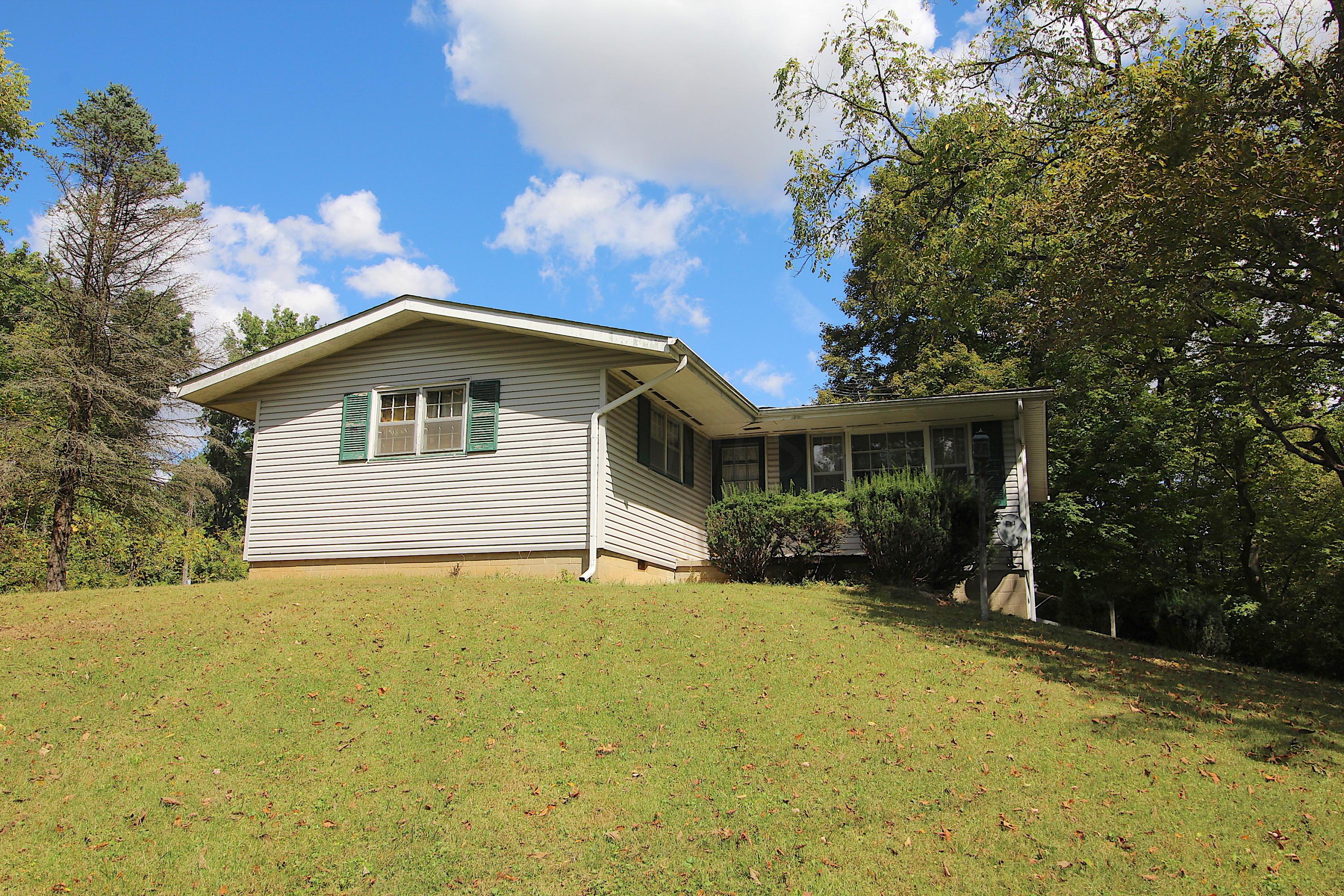 2841 Pollock Road Delaware, OH 43015 - Photo 3 of 23
