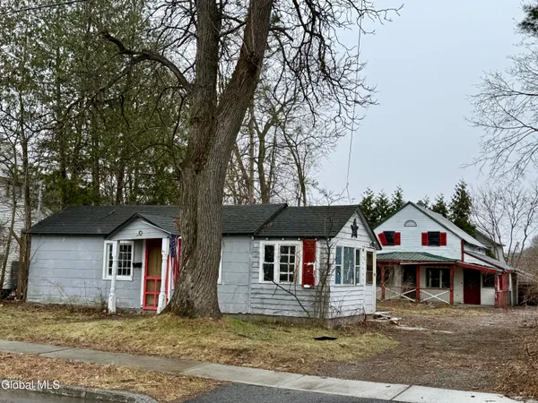 $129,000 | 60 Wilson Avenue, South Glens Falls, NY 12803