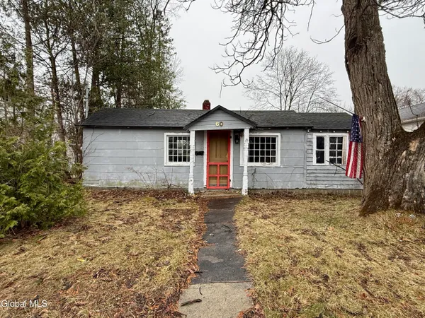$129,000 | 60 Wilson Avenue, South Glens Falls, NY 12803