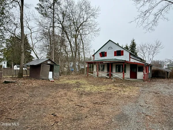 $129,000 | 60 Wilson Avenue, South Glens Falls, NY 12803
