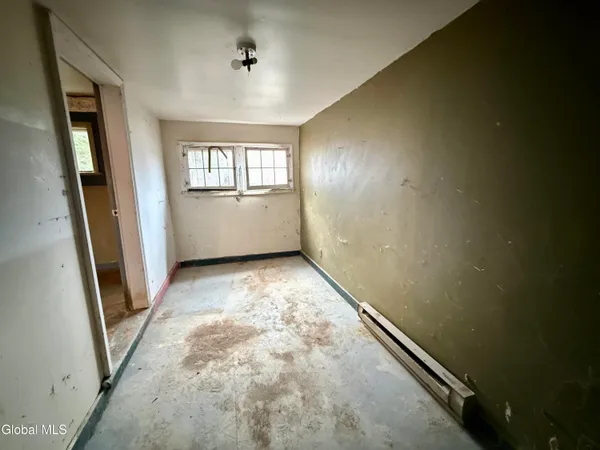 $129,000 | 60 Wilson Avenue, South Glens Falls, NY 12803