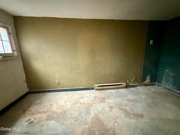 $129,000 | 60 Wilson Avenue, South Glens Falls, NY 12803