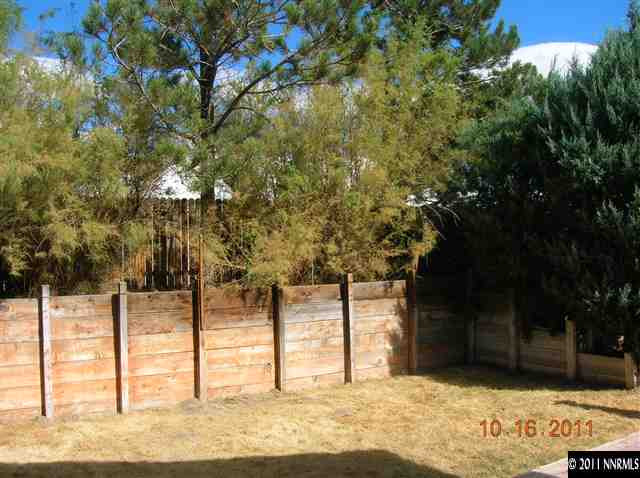 4325 Perro Lane Reno, NV 89502 - Photo 3 of 13 a view of a backyard of the house