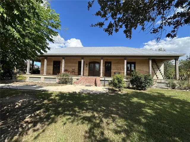 $598,000 | 771 9th Street, Ville Platte, LA 70586